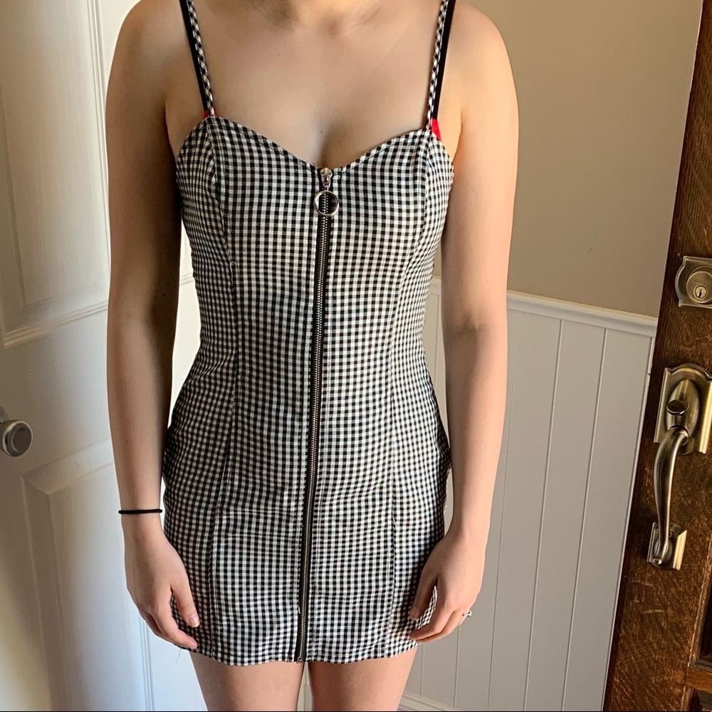 Black and white zip up dress